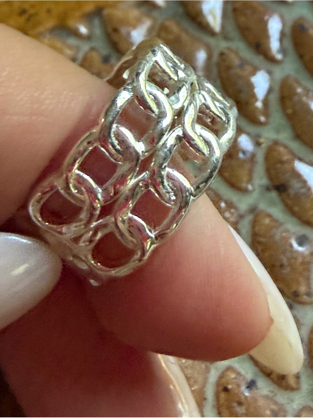 Sterling Silver Tone Fish and Chain Pattern Rings - Picture 6 of 8